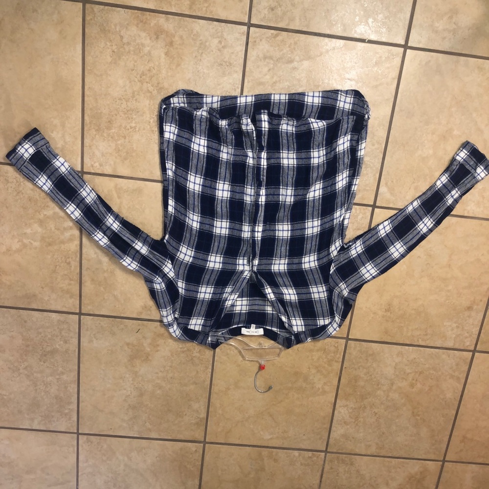 A blue and white flannel